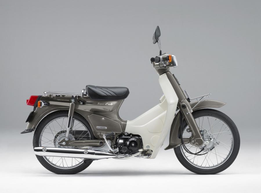 Honda Super Cub 50 Custom